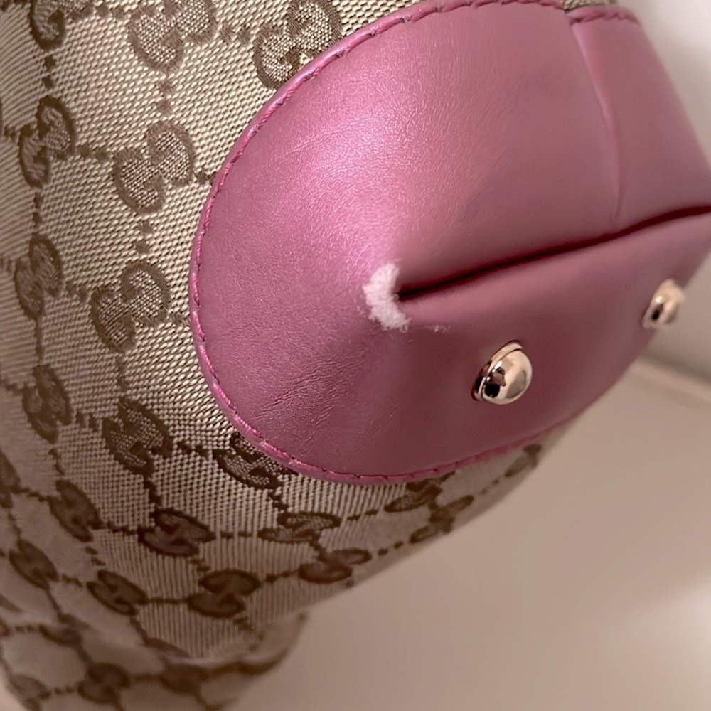 Gucci Metallic Pink Monogram Pochette - Picture 8 of 16